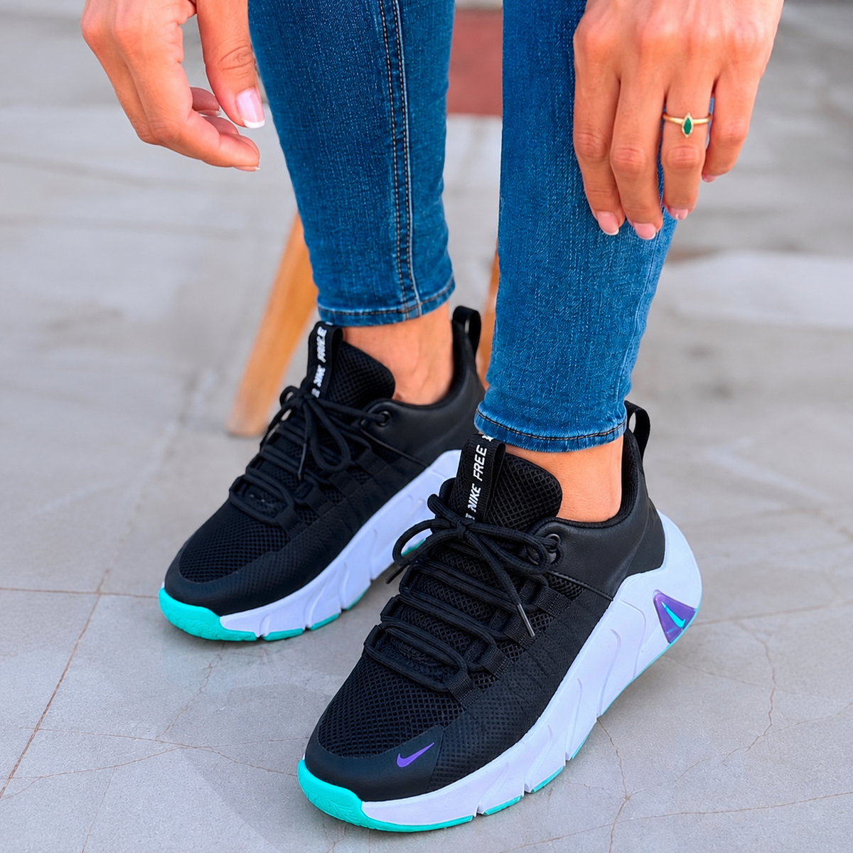 TENIS NIKE FREE DAMA